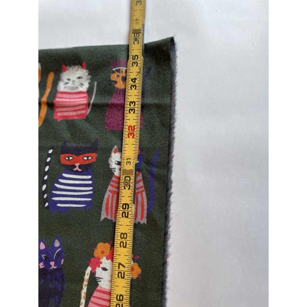 Women's Super Soft Cat Print 100% Viscose Scarf. 72" X 27.5" - Picture 9 of 10